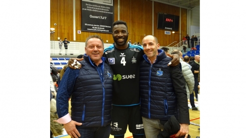 http://www.regional-interim.fr/sites/regional-interim.fr/files/styles/scale-col-5/public/actualite/visuels/volley_2018.jpg?itok=m44Vw4-E