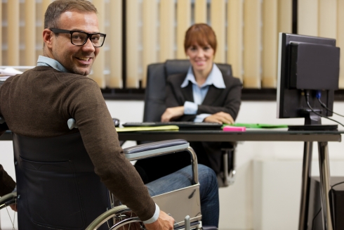 Emploi et handicap https://www.regional-interim.fr/sites/regional-interim.fr/files/styles/scale-col-5/public/actualite/visuels/handicap-interim.jpg?itok=DVzdH9vZ