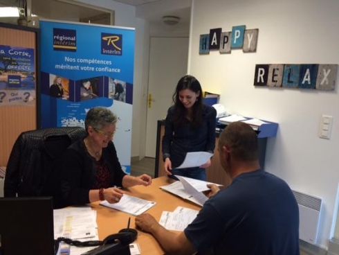 Vous pensez qu’obtenir un CDI en intérim est impossible ? https://www.regional-interim.fr/sites/regional-interim.fr/files/styles/scale-col-5/public/actualite/visuels/interview-jouanny.jpg?itok=sklpVVmr